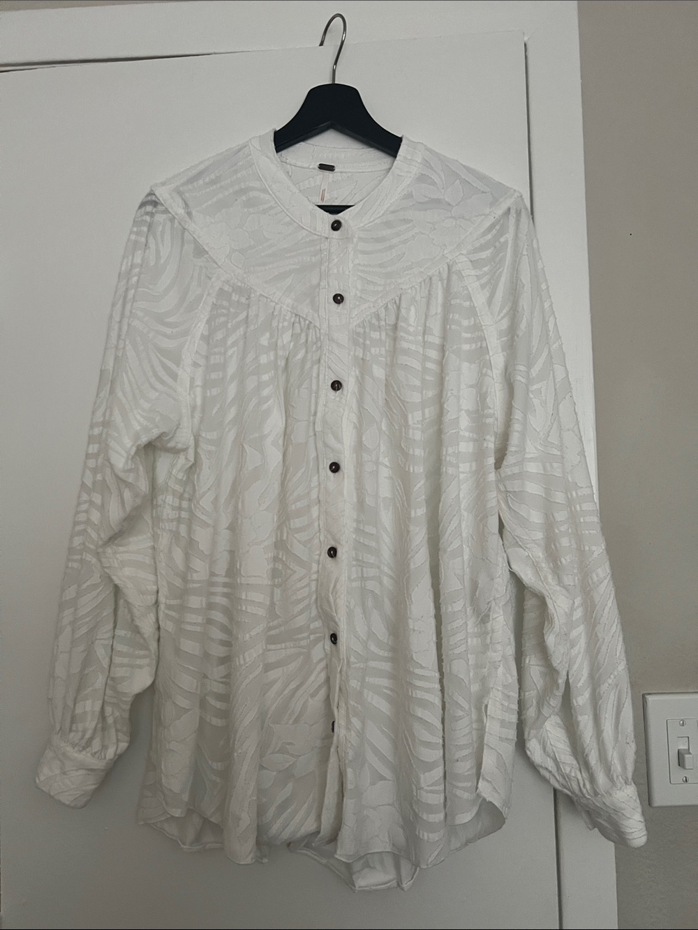 Free People White Oversized Textured Tunic Top | XS